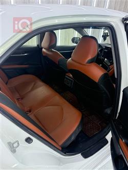 تۆیۆتا کامری